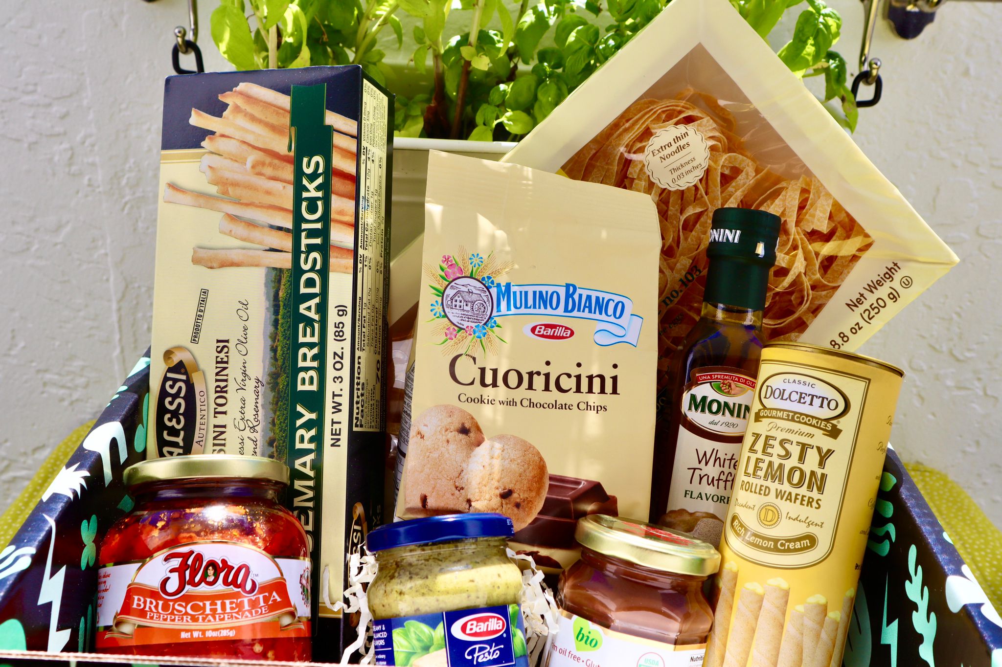 The best gift basket for Administrative Professionals’ Day in Miami